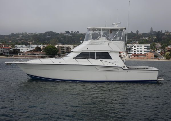 Tiara Yachts 4300 Convertible image