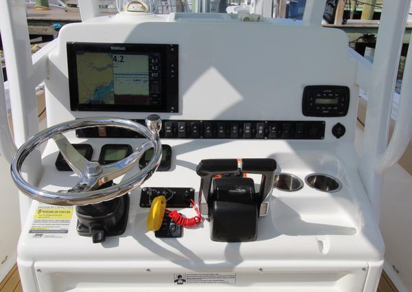 Sea Hunt Gamefish 25 image