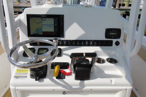 Sea Hunt Gamefish 25 image