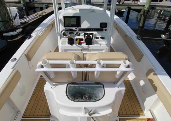 Sea Hunt Gamefish 25 image