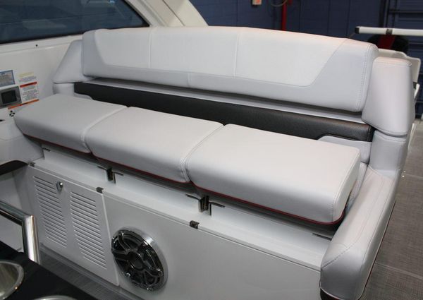 Formula 380 Super Sport Crossover OB image