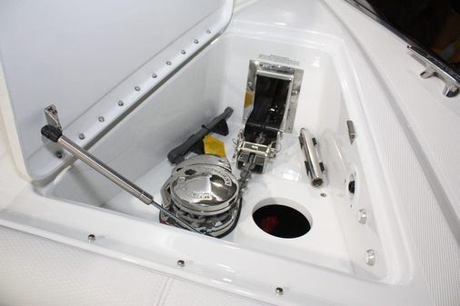 Formula 380 Super Sport Crossover OB image