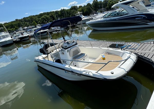 Boston-whaler 170-DAUNTLESS image