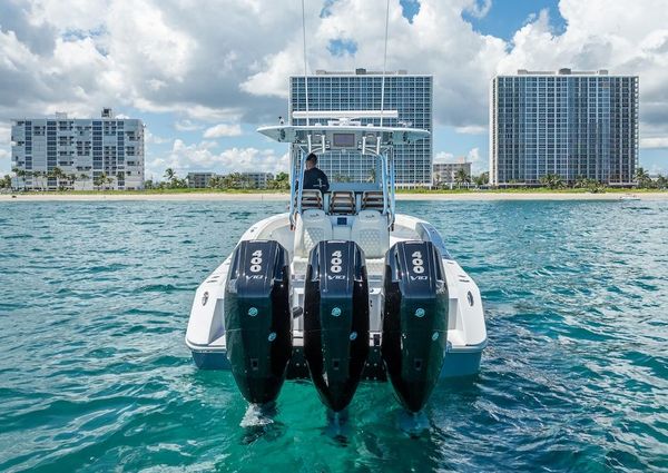 Billfish 39-CENTER-CONSOLE-W-TOWER image