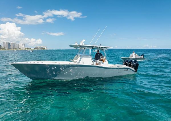 Billfish 39-CENTER-CONSOLE-W-TOWER image