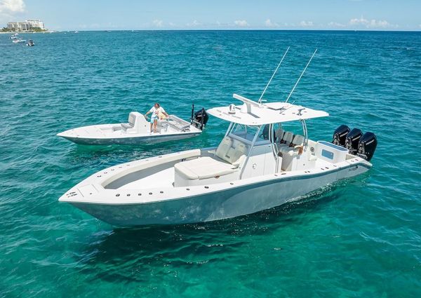 Billfish 39-CENTER-CONSOLE-W-TOWER image