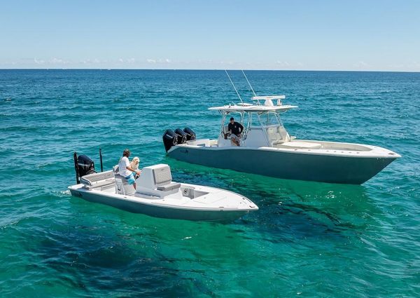 Billfish 39-CENTER-CONSOLE-W-TOWER image