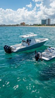 Billfish 39 Center Console w/Tower image