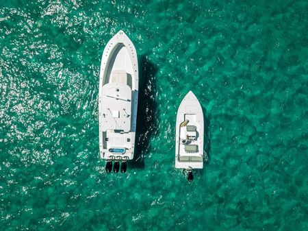 Billfish 39 Center Console w/Tower image