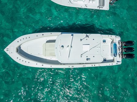 Billfish 39 Center Console w/Tower image