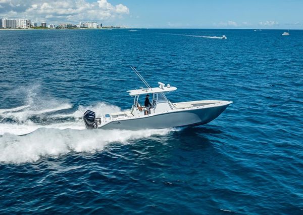 Billfish 39-CENTER-CONSOLE-W-TOWER image