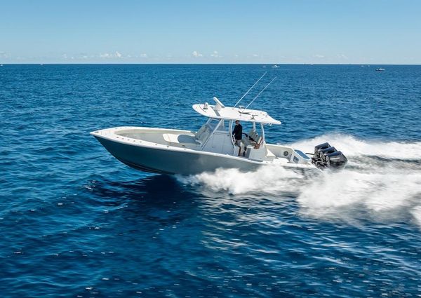 Billfish 39-CENTER-CONSOLE-W-TOWER image