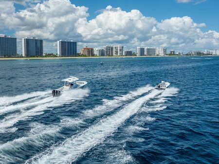 Billfish 39 Center Console w/Tower image