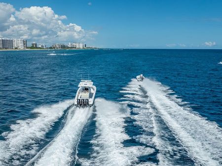 Billfish 39 Center Console w/Tower image