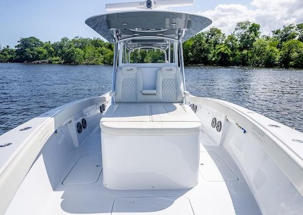 Billfish 39-CENTER-CONSOLE-W-TOWER image