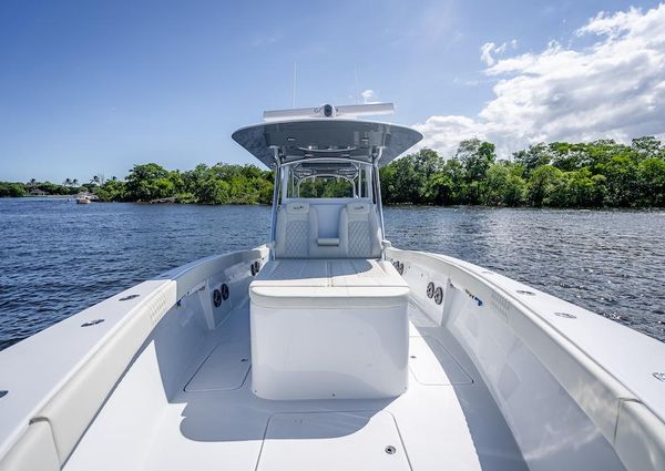 Billfish 39-CENTER-CONSOLE-W-TOWER image