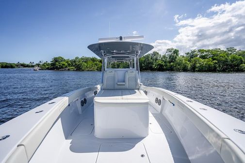 Billfish 39 Center Console w/Tower image