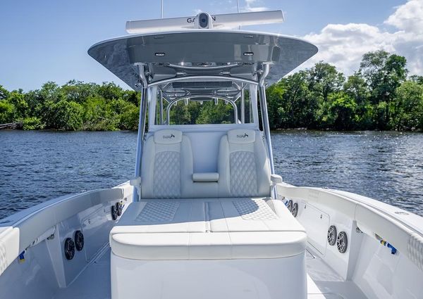 Billfish 39-CENTER-CONSOLE-W-TOWER image