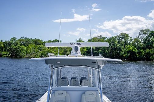 Billfish 39 Center Console w/Tower image