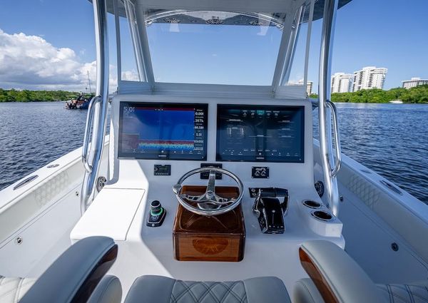 Billfish 39-CENTER-CONSOLE-W-TOWER image