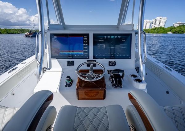 Billfish 39-CENTER-CONSOLE-W-TOWER image