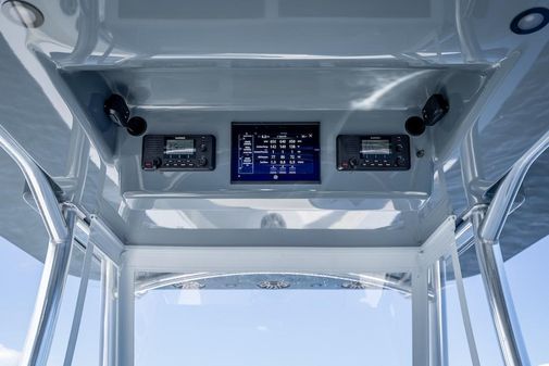 Billfish 39 Center Console w/Tower image