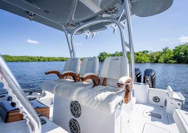 Billfish 39-CENTER-CONSOLE-W-TOWER image