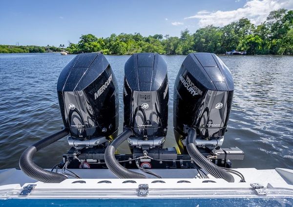 Billfish 39-CENTER-CONSOLE-W-TOWER image