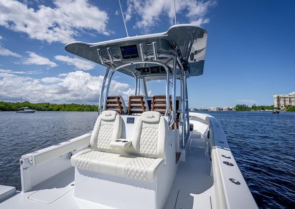 Billfish 39-CENTER-CONSOLE-W-TOWER image