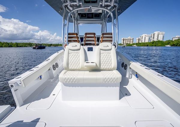 Billfish 39-CENTER-CONSOLE-W-TOWER image