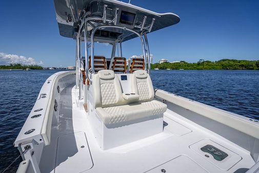 Billfish 39 Center Console w/Tower image