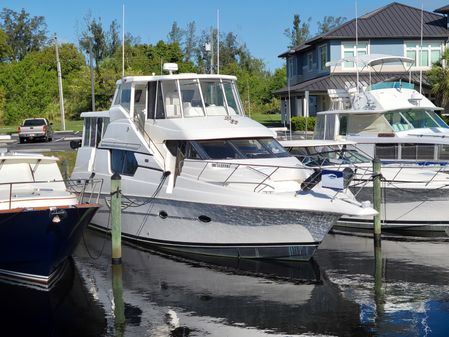 Silverton 453 Motor Yacht image