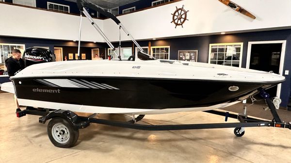 Bayliner Deckboat E16LE 