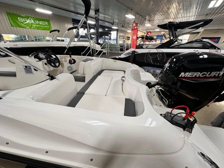 Bayliner DECKBOAT-E16LE image