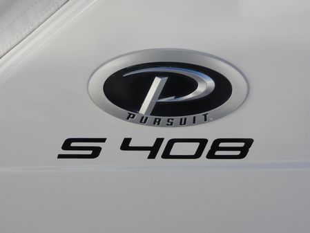 Pursuit S 408 Sport image