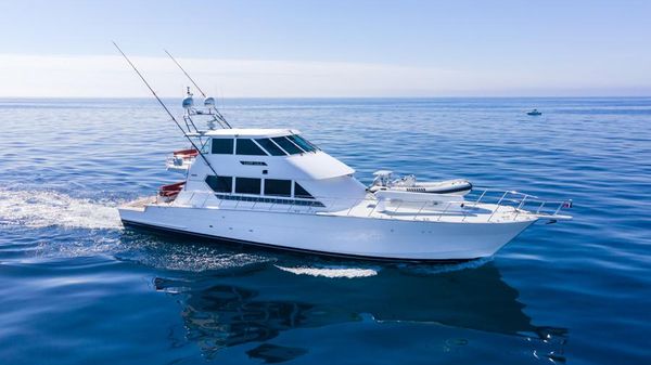 Hatteras Convertible