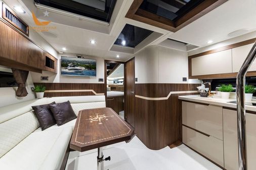Galeon 405 HTS image