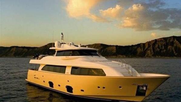 Ferretti Yachts Custom Line Navetta 26 
