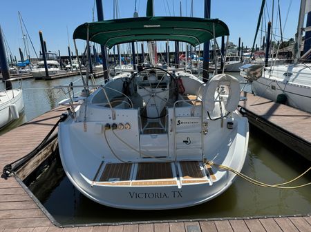 Beneteau 411 image