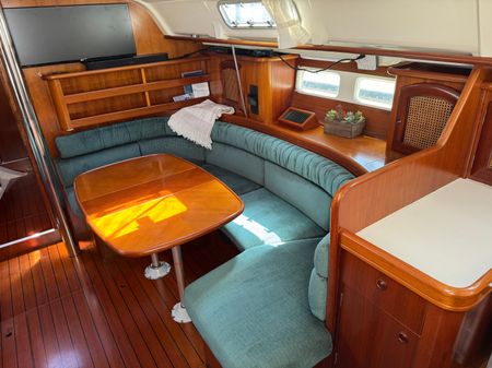 Beneteau 411 image