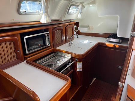 Beneteau 411 image