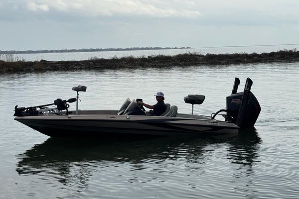 Triton 18-TRX - main image