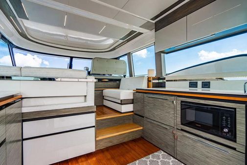 Tiara Yachts 49 COUPE image