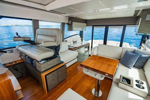 Tiara Yachts 49 COUPE image