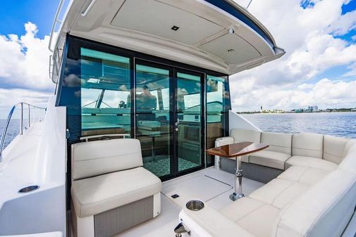 Tiara Yachts 49 COUPE image