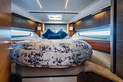 Tiara Yachts 49 COUPE image