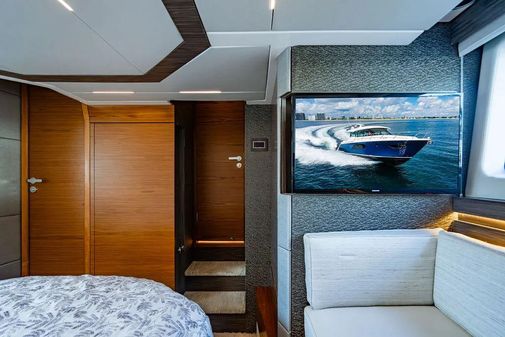 Tiara Yachts 49 COUPE image