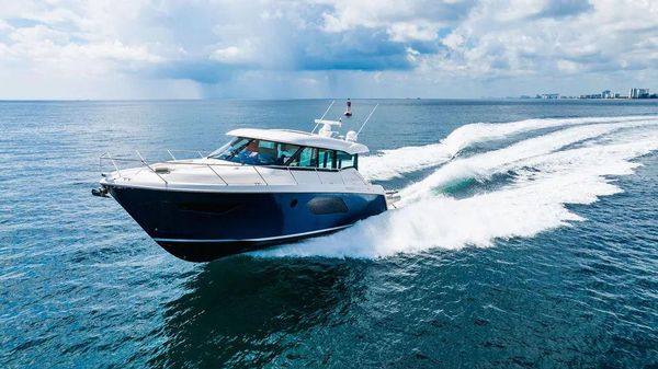 Tiara Yachts 49 COUPE image