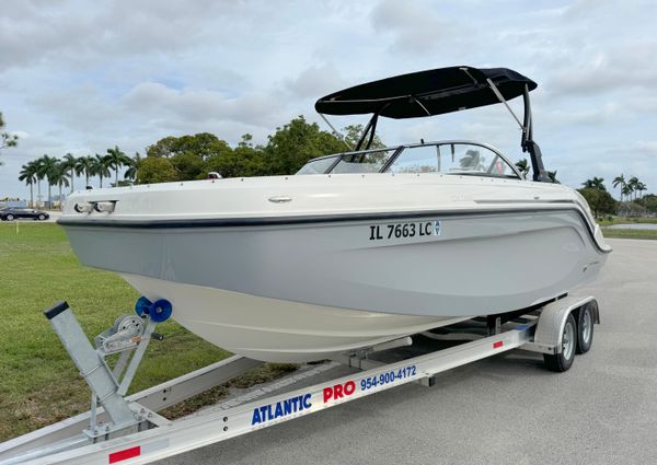 Bayliner DX2200 image