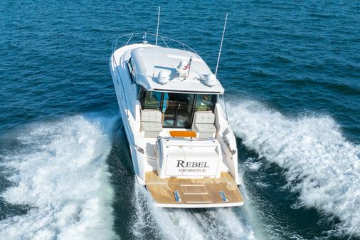 Tiara Yachts 44 Coupe image